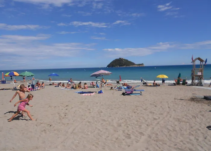Parque de Campismo Delfino Albenga