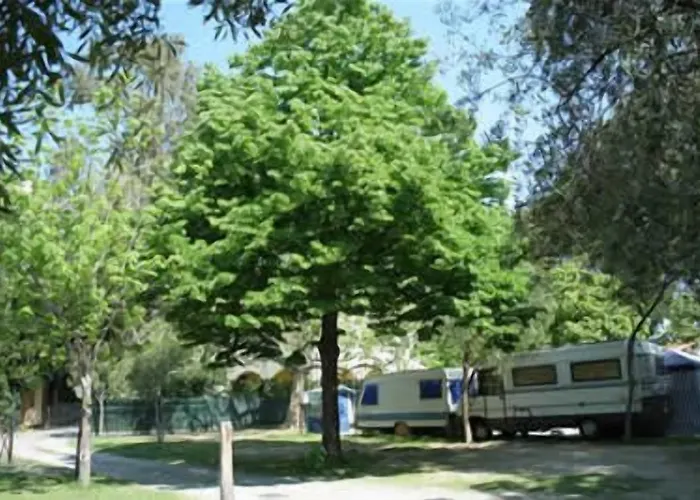 Parque de Campismo Delfino Albenga