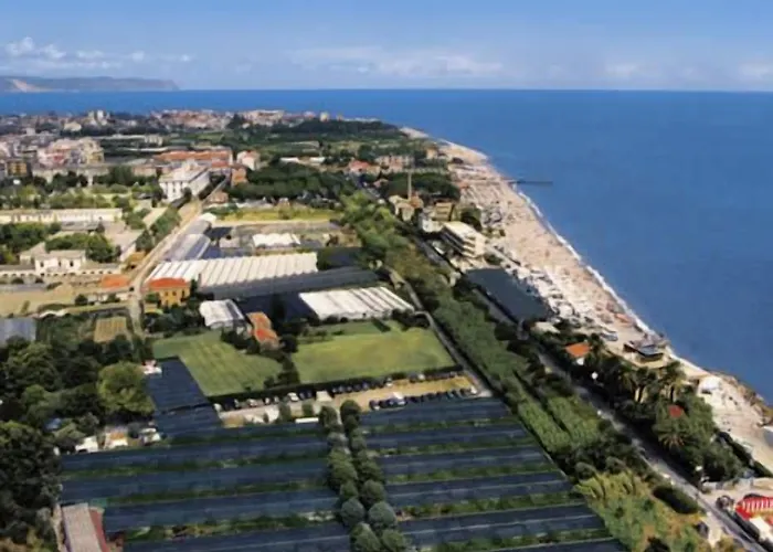 Delfino Parque de Campismo